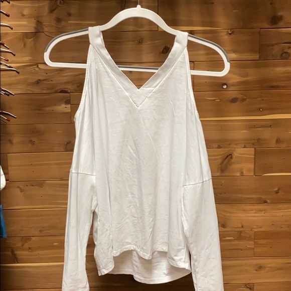 NWT Express cold shoulder T-shirt S - Picture 2 of 5